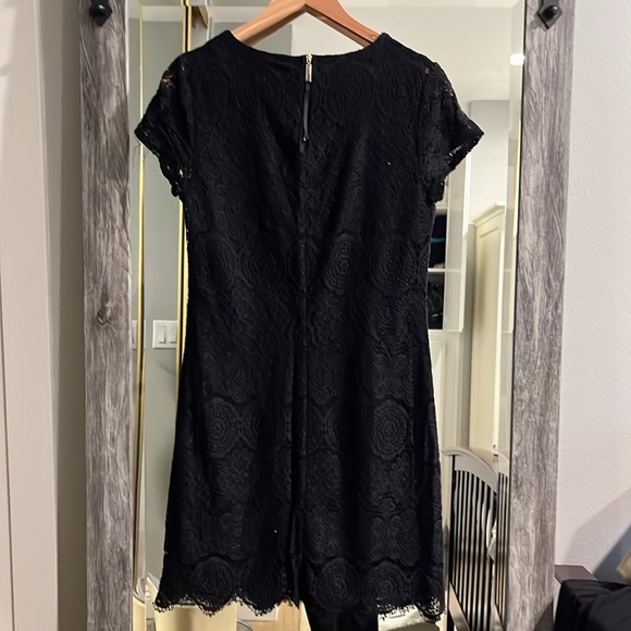 Lace shift dress laundry by Shelli segal - Picture 2 of 4